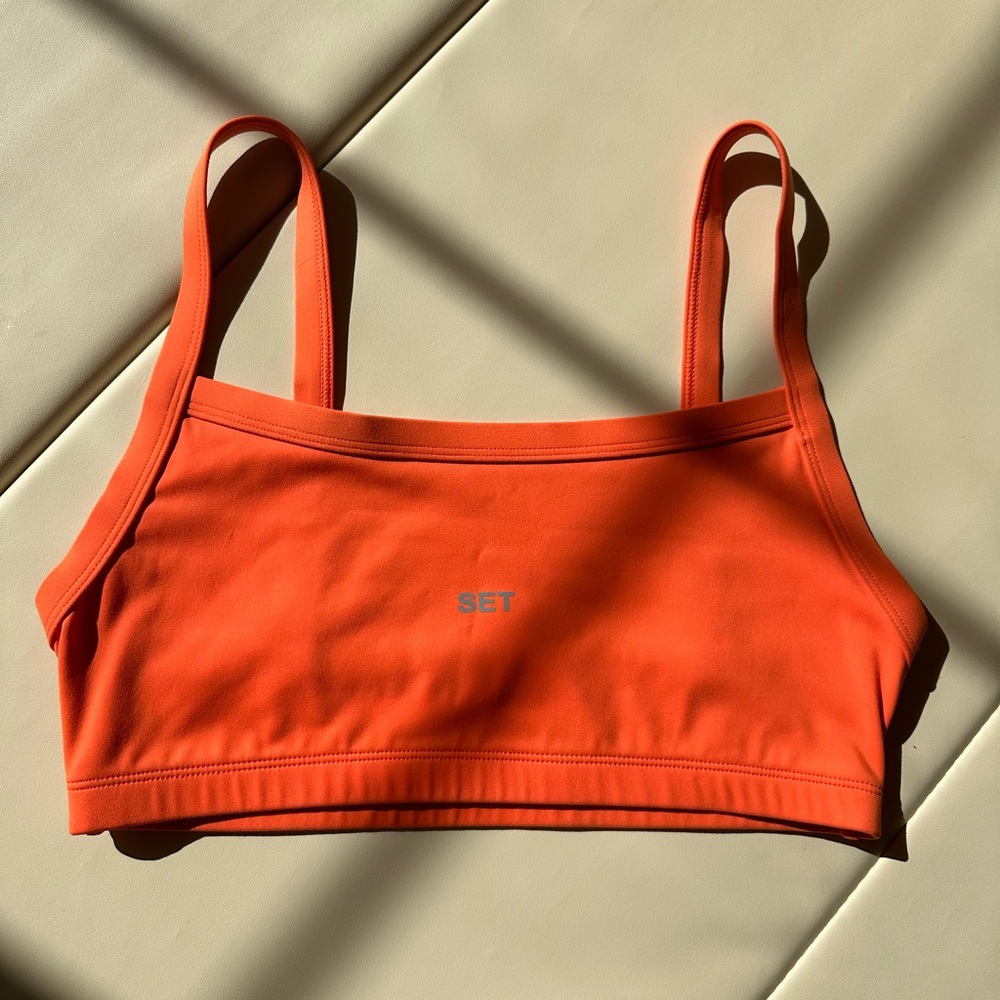 SET ACTIVE Scoop Sports Bra